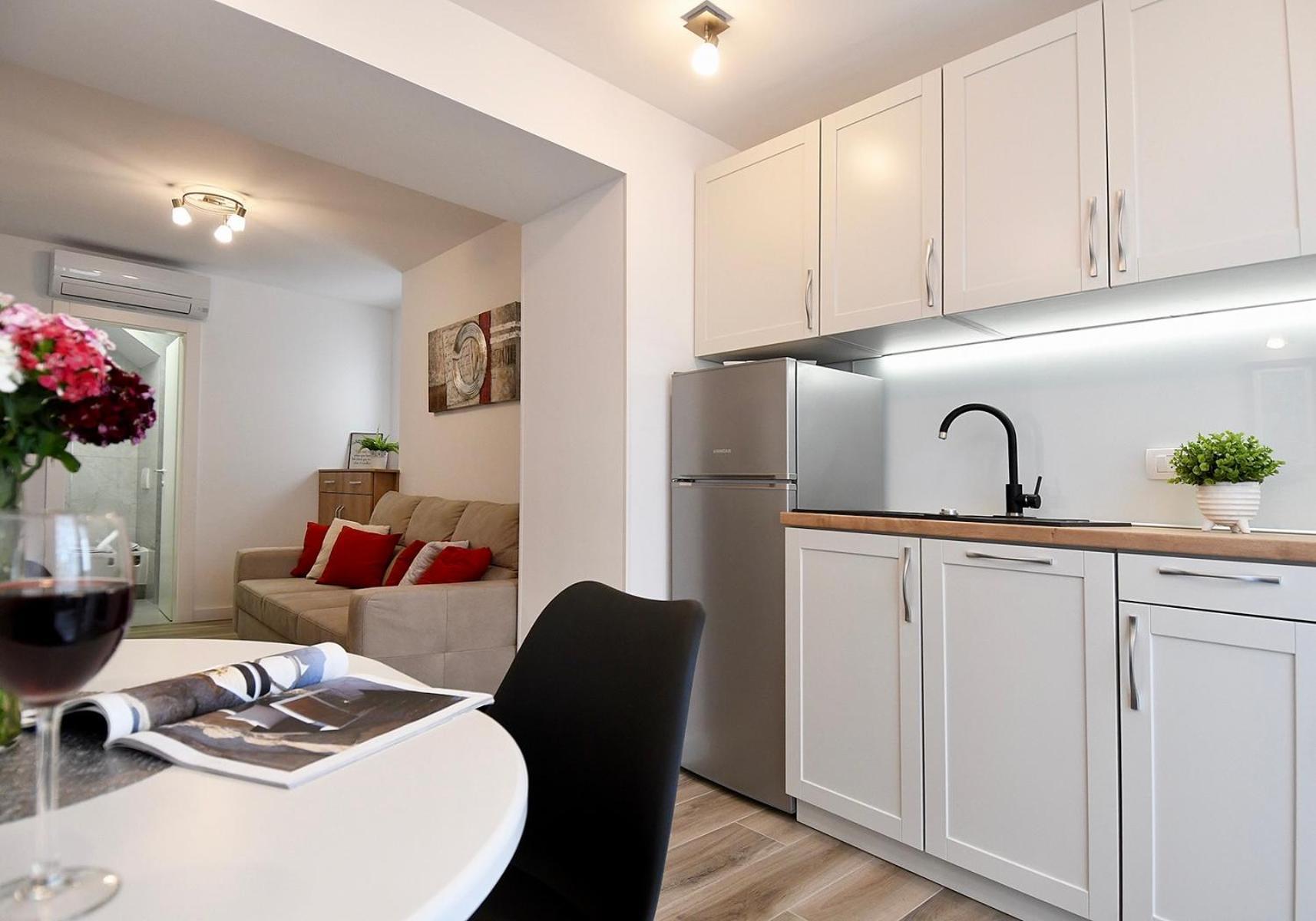 Jacuzzi Apartment Minnie Ragusa Esterno foto